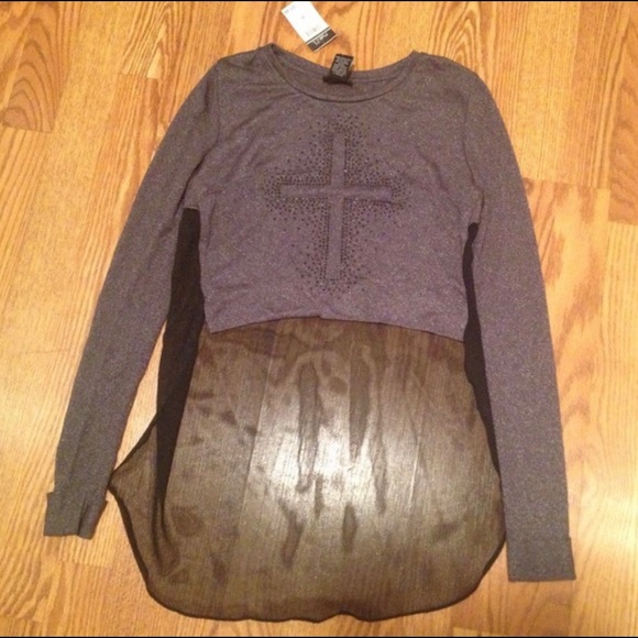 Cross Knit Crop Top - Picture 1 of 4